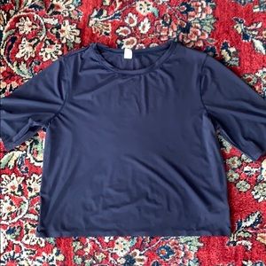 Cropped Athleta Sheer T